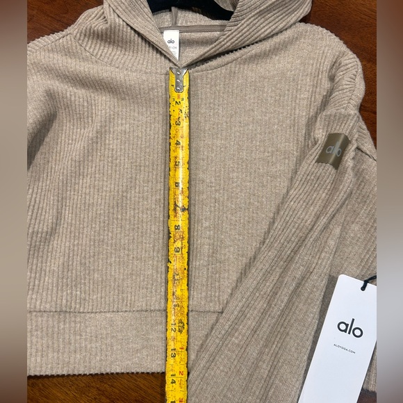 ALO Yoga Muse Hoodie Gravel Heather Knit Cropped Pullover Women's Size S - Picture 6 of 8